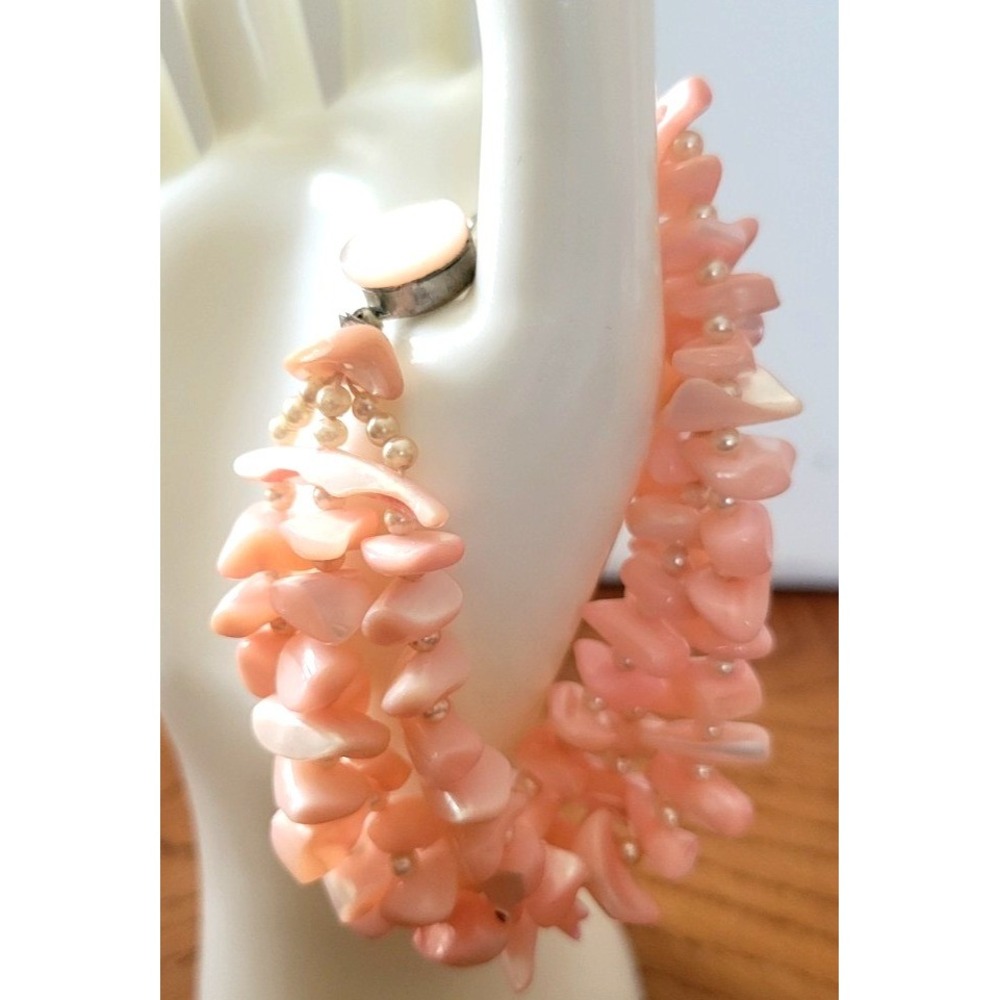 Bracelet Vintage Mother of Pearl Shell 3 Strand Beaded Boho Pink 7.5in
